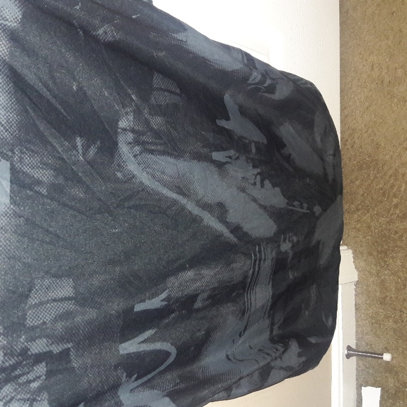 Men's Under Armour top NWOT - Picture 7 of 7